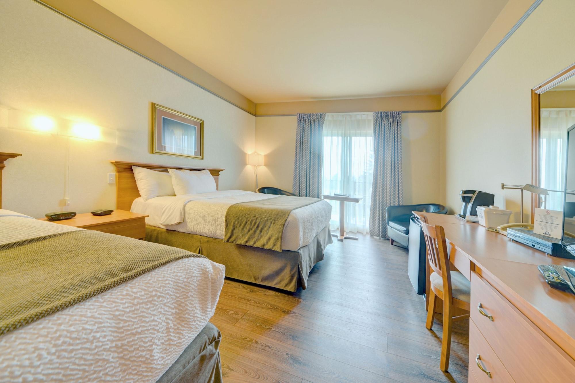 Days Inn By Wyndham Riviere-Du-Loup Exterior photo
