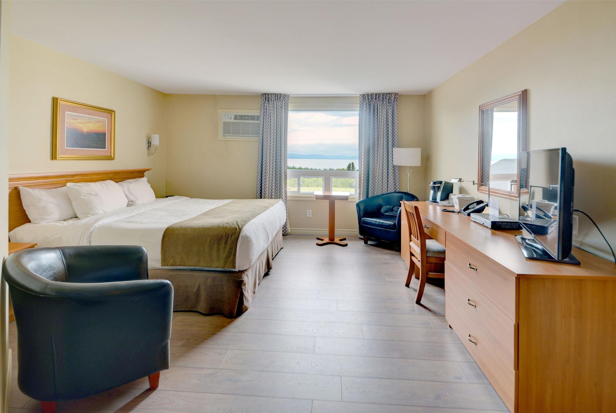 Days Inn By Wyndham Riviere-Du-Loup Exterior photo