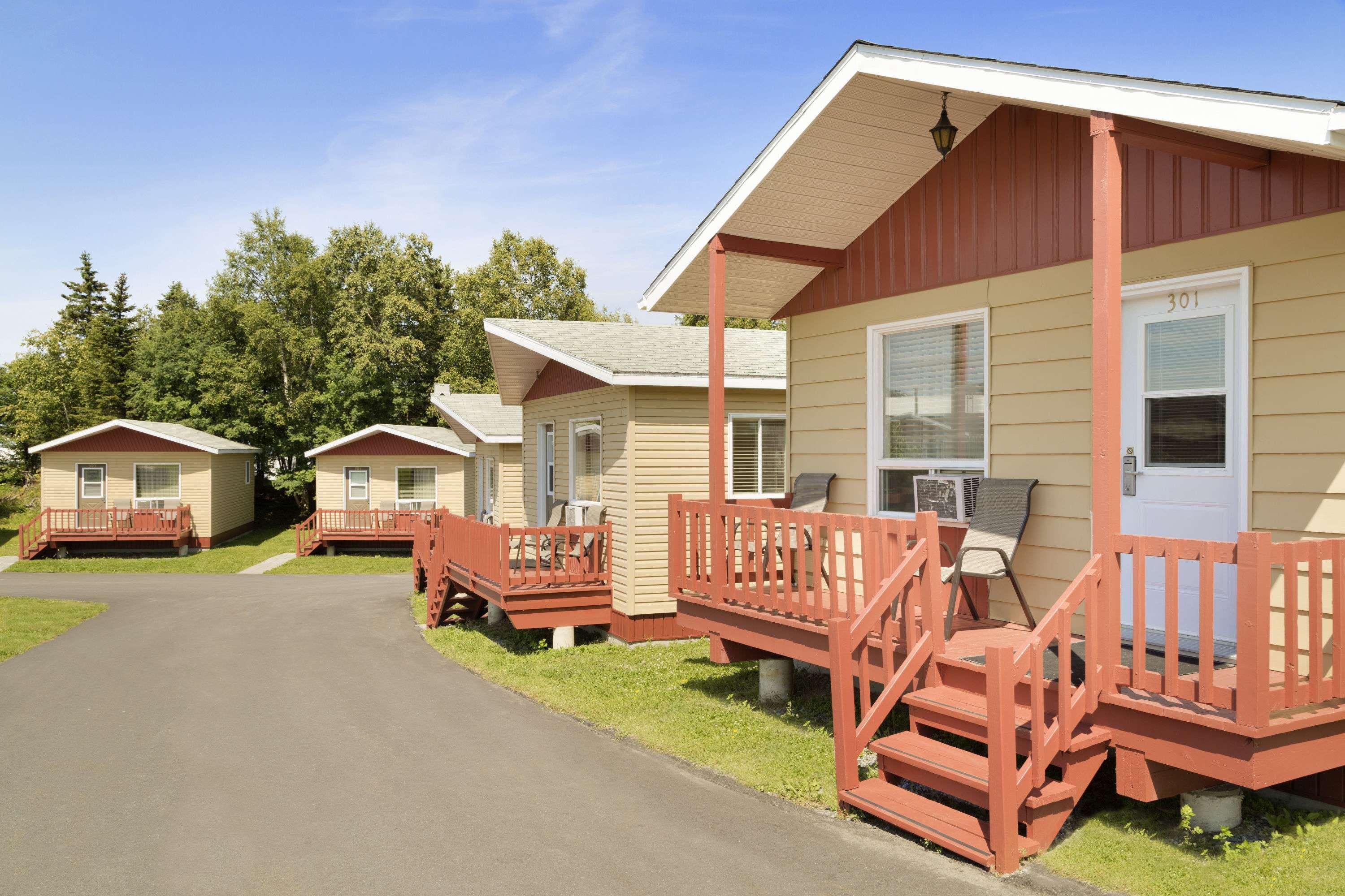 Days Inn By Wyndham Riviere-Du-Loup Exterior photo