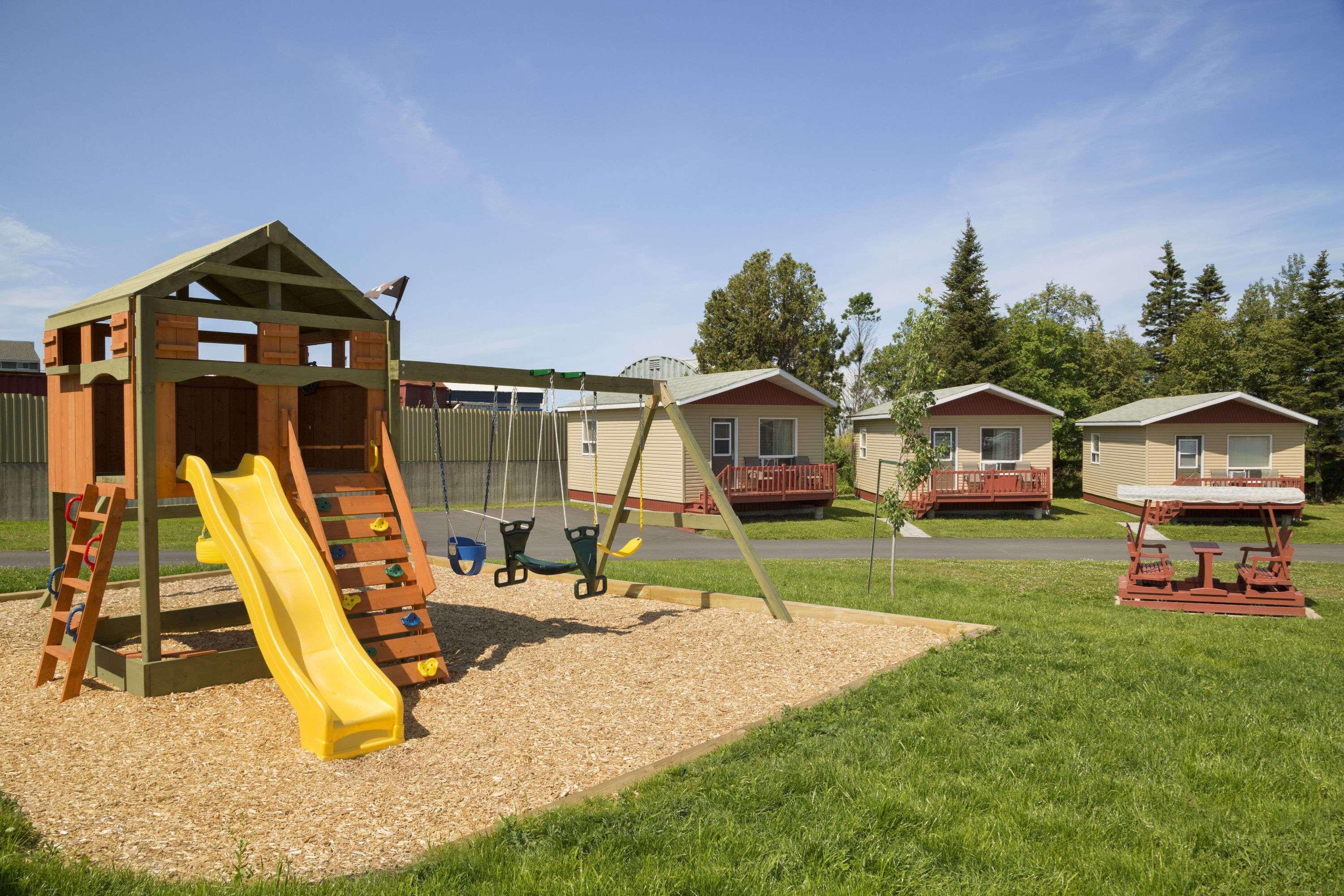 Days Inn By Wyndham Riviere-Du-Loup Exterior photo